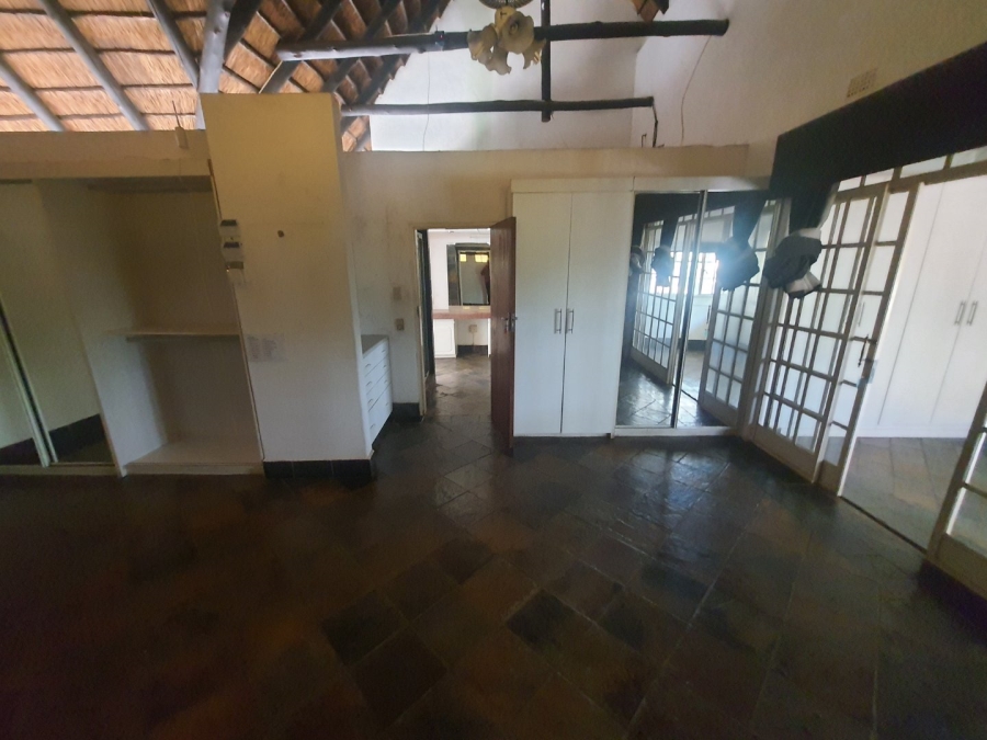 To Let 5 Bedroom Property for Rent in Hartbeespoort Rural North West